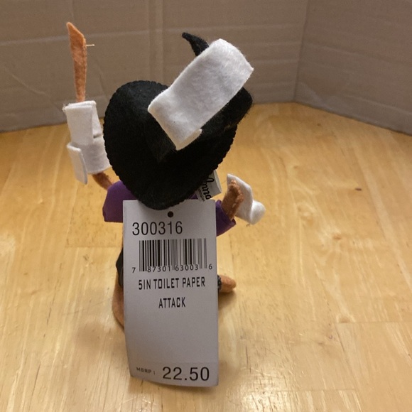 Annalee NWT 5 inch Halloween collectible Toilet paper attack - Picture 5 of 5